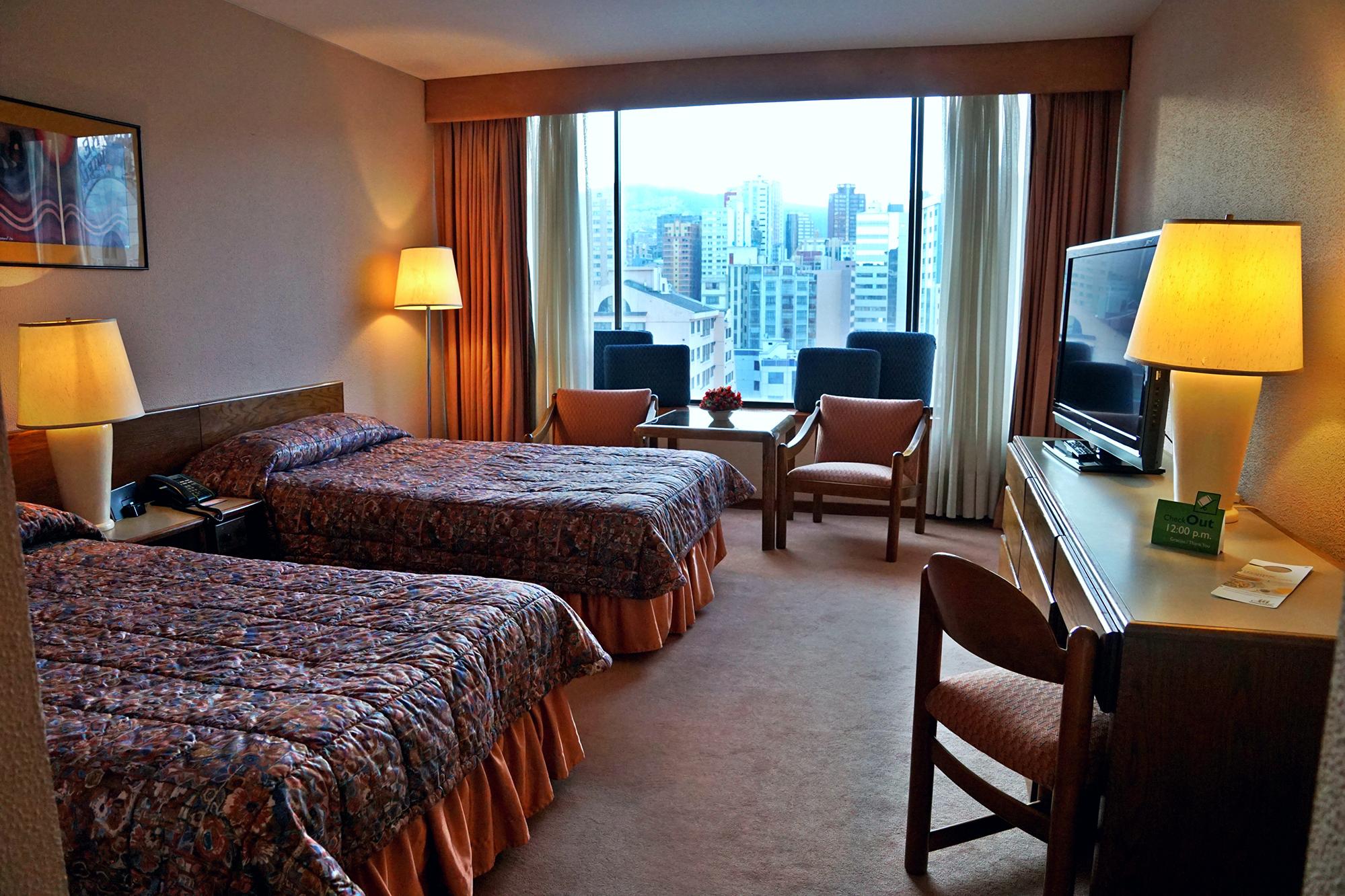 לה פאז Real Plaza Hotel & Convention Center מראה חיצוני תמונה