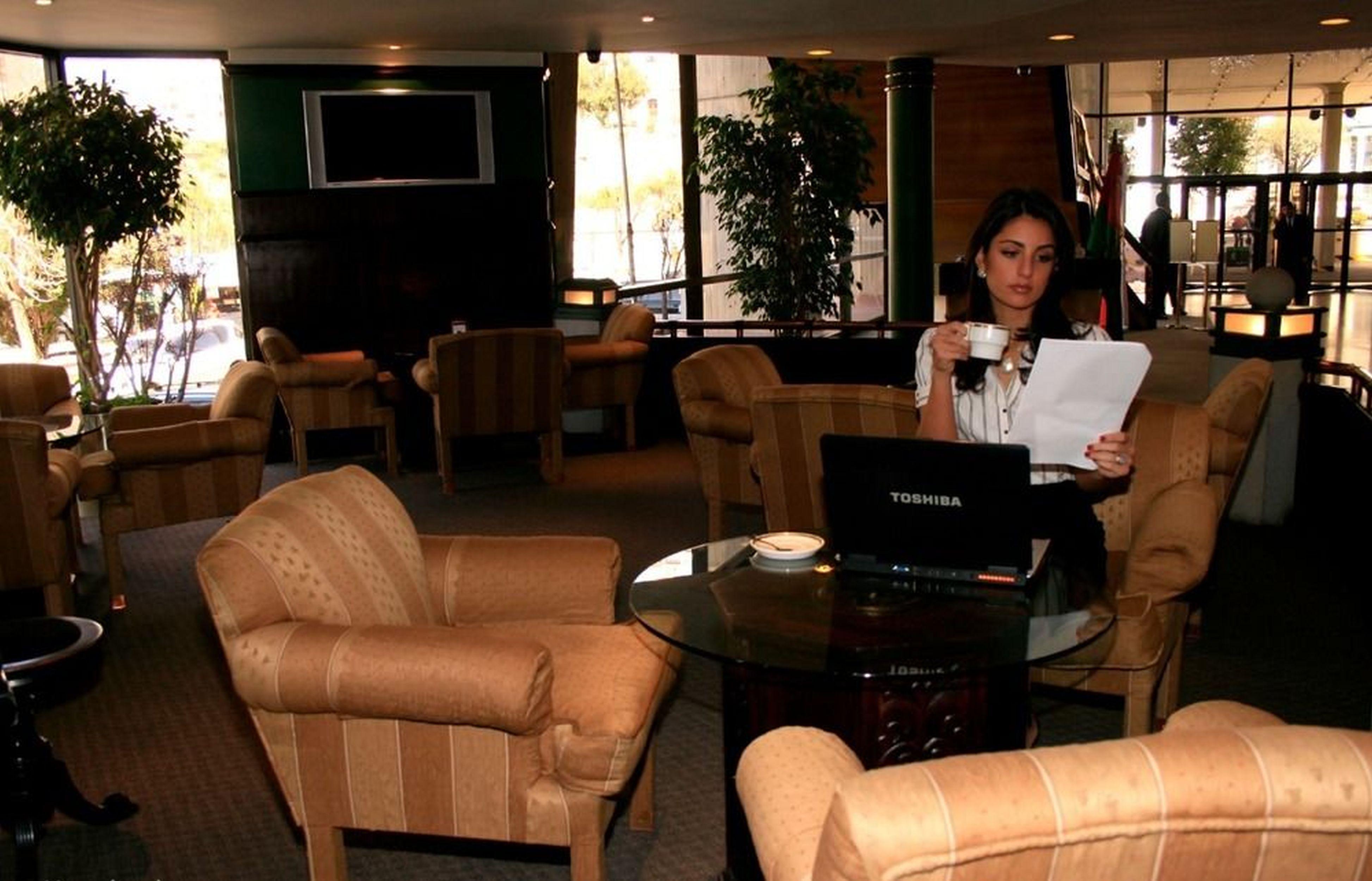 לה פאז Real Plaza Hotel & Convention Center מראה חיצוני תמונה