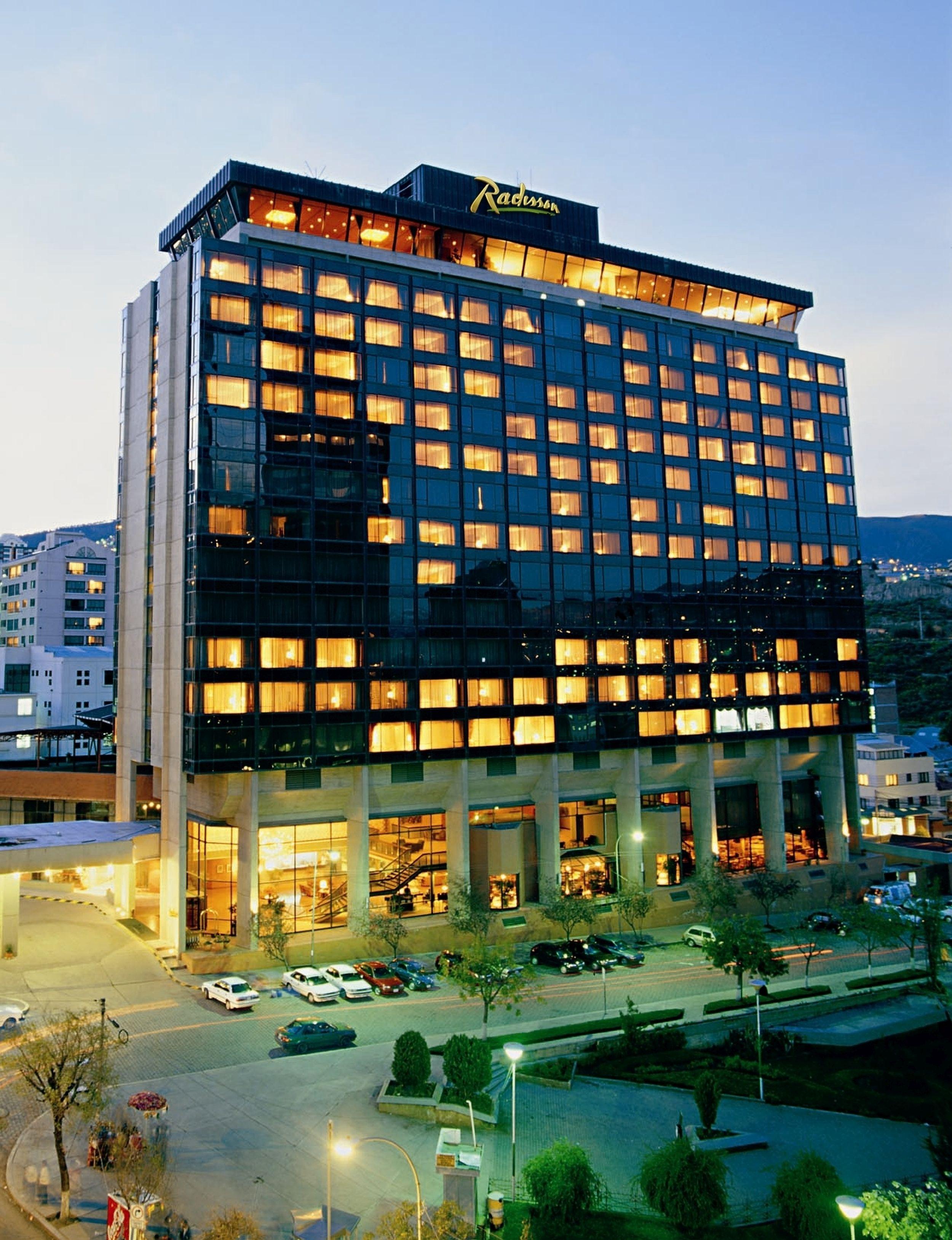 לה פאז Real Plaza Hotel & Convention Center מראה חיצוני תמונה