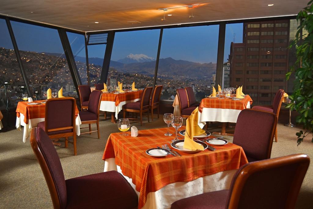 לה פאז Real Plaza Hotel & Convention Center מראה חיצוני תמונה