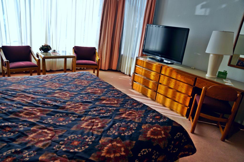 לה פאז Real Plaza Hotel & Convention Center חדר תמונה